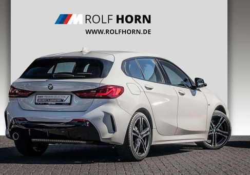 BMW 118, 2024