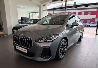 BMW 218, 2025