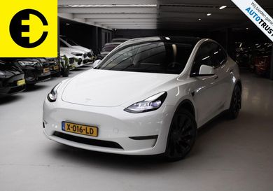 Tesla Model Y, 2023