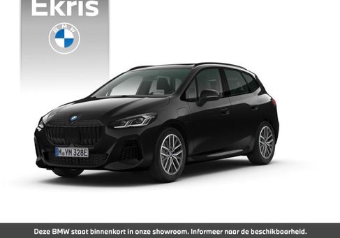 BMW 230, 2025