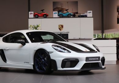 Porsche Cayman, 2025