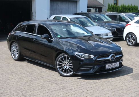 Mercedes-Benz CLA 200, 2022