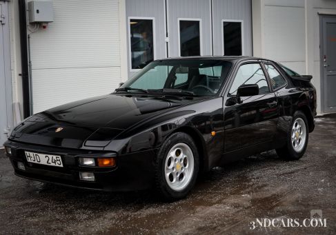 Porsche 944, 1985