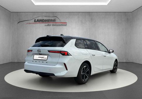 Opel Astra, 2025