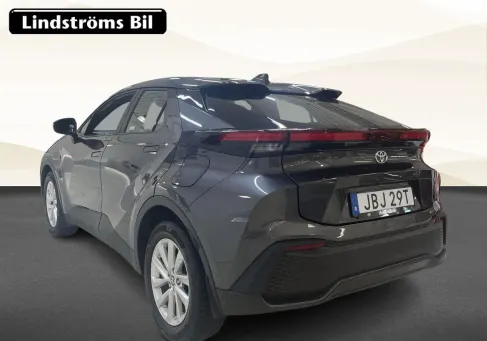 Toyota C-HR, 2025 3