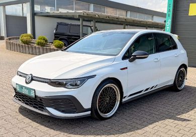 Volkswagen Golf, 2022