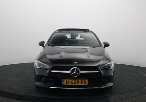 Mercedes-Benz CLA 180 Shooting Brake, 2021