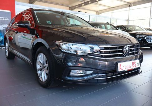 Volkswagen Passat Variant, 2024 3