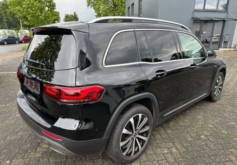 Mercedes-Benz GLB 200, 2022