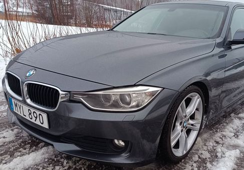 BMW 318, 2013