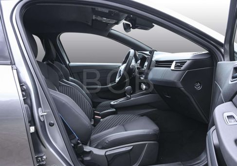 Renault Clio, 2025 3