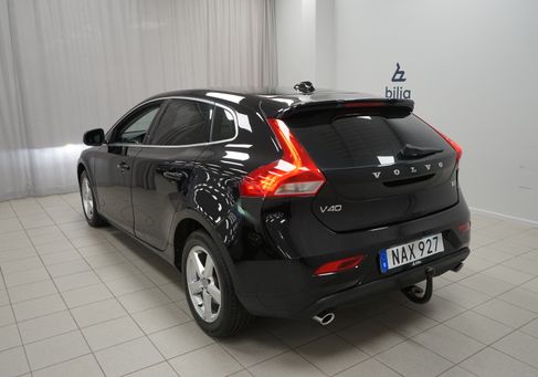 Volvo V40, 2016
