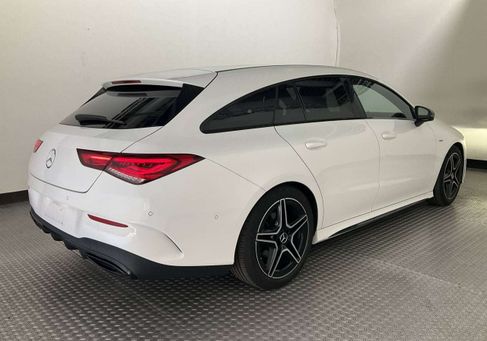 Mercedes-Benz CLA 180, 2021