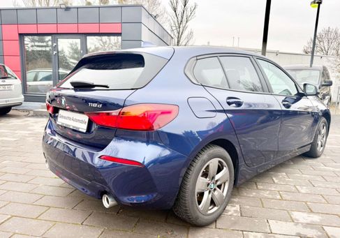 BMW 118, 2020