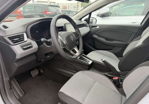 Renault Clio, 2024