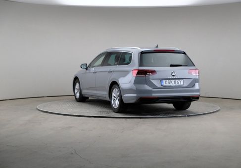 Volkswagen Passat Variant, 2023 2