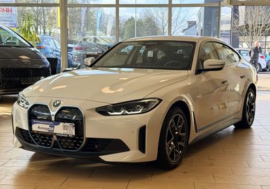BMW i4, 2022