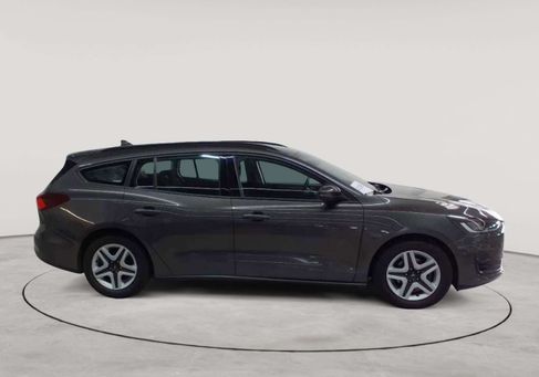 Ford Focus, 2022