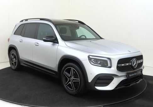 Mercedes-Benz GLB 180, 2021
