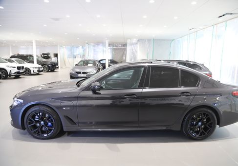 BMW 545, 2023 2