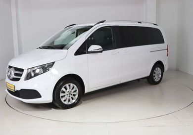 Mercedes-Benz V 220, 2022