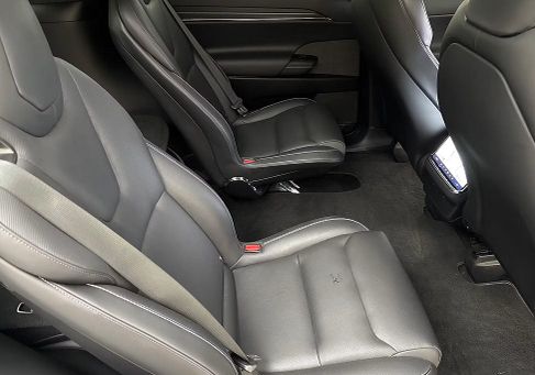 Tesla Model X, 2023