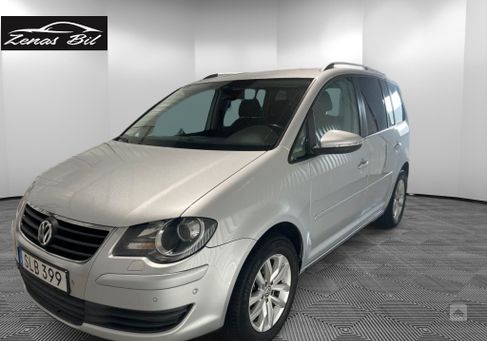 Volkswagen Touran, 2010