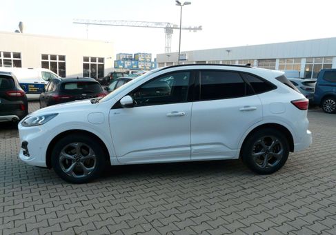 Ford Kuga, 2022