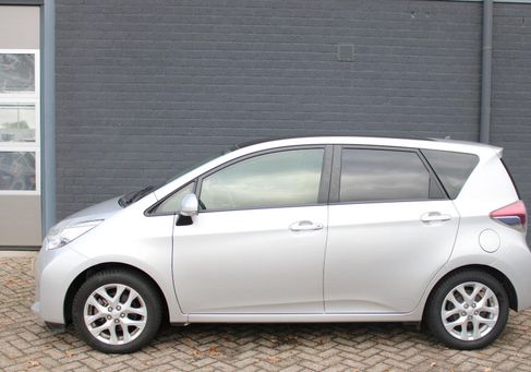 Toyota Verso-S, 2015