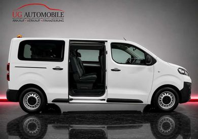 Opel Vivaro, 2022