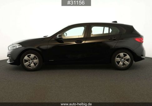 BMW 118, 2021