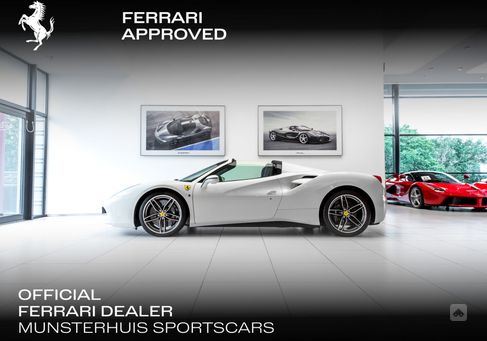 Ferrari 488 Spider, 2016