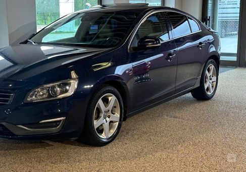 Volvo S60, 2014