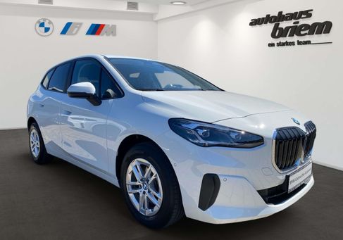 BMW 220, 2023 2