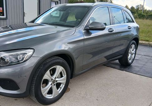 Mercedes-Benz GLC 220, 2018 3