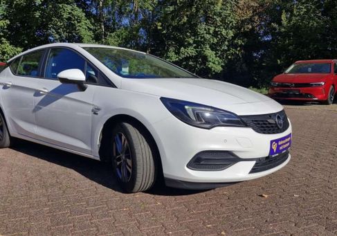 Opel Astra, 2019