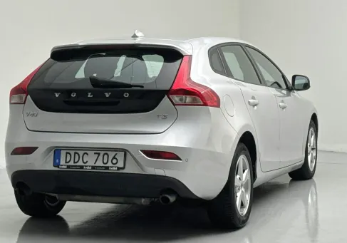 Volvo V40, 2018 3