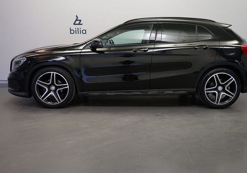 Mercedes-Benz GLA 180, 2016