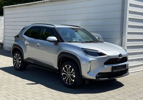 Toyota Yaris Cross, 2025