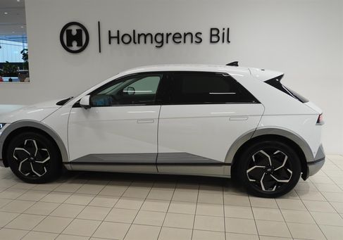Hyundai IONIQ, 2023 3