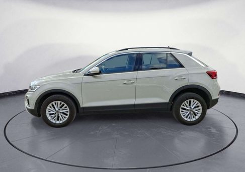 Volkswagen T-Roc, 2023