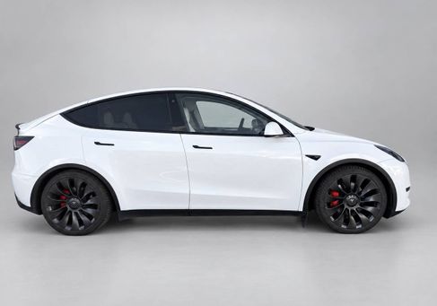 Tesla Model Y, 2024 2