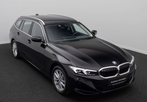 BMW 318, 2023 3