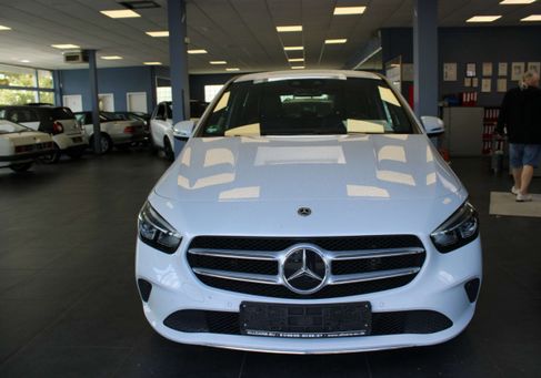 Mercedes-Benz B 200, 2020 2