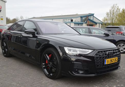 Audi A8, 2022