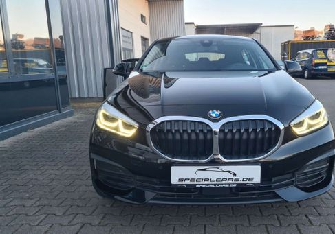 BMW 116, 2020