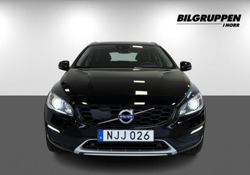 Volvo V60 Cross Country, 2018
