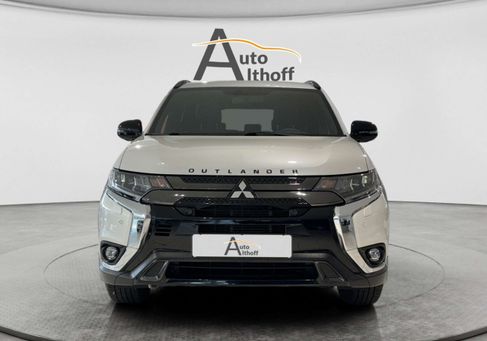 Mitsubishi Outlander, 2020