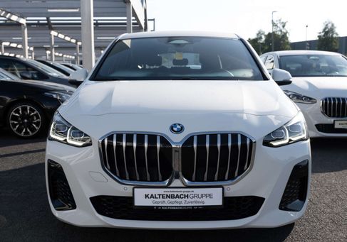 BMW 225, 2022