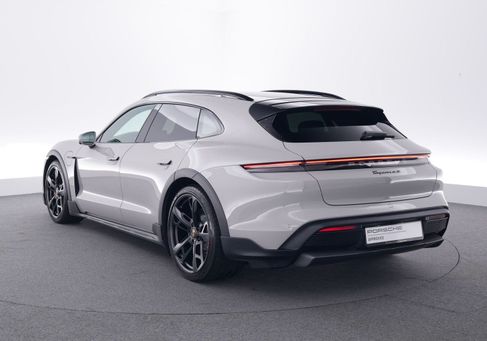 Porsche Taycan, 2022